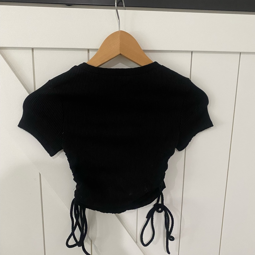 Black Crop Top - Picture 2 of 2